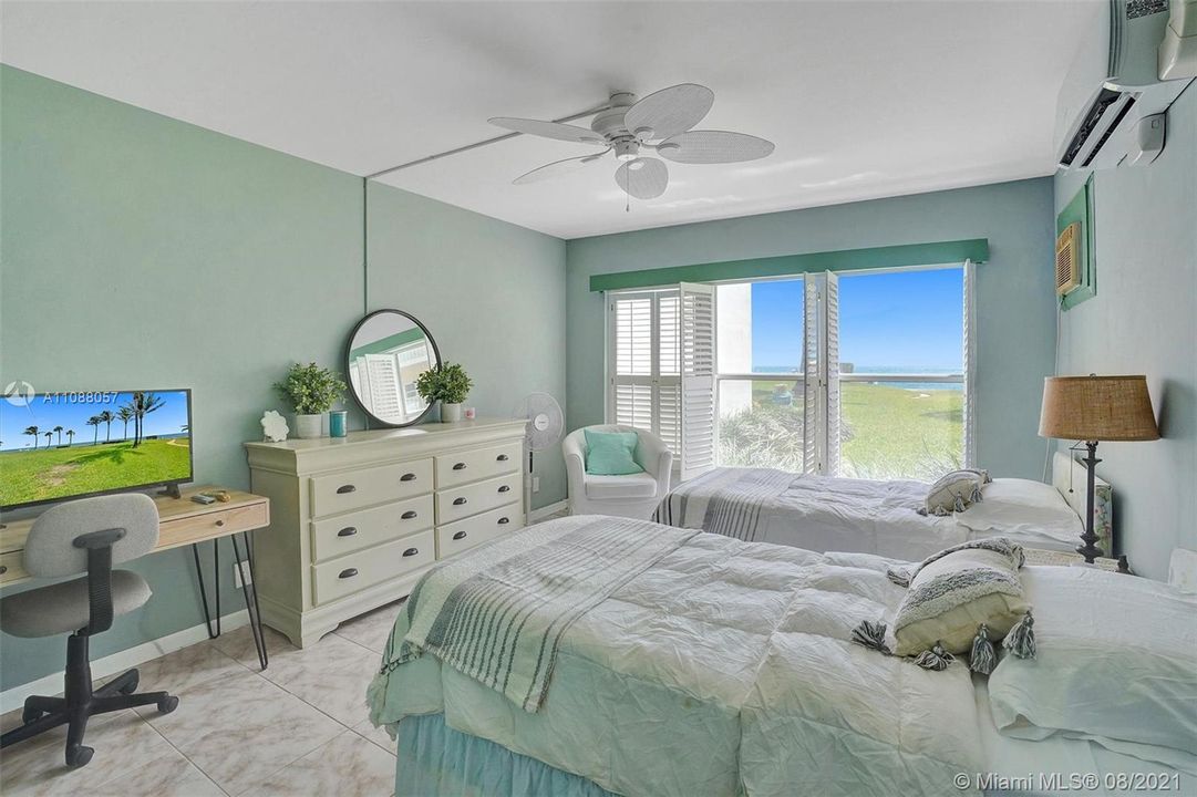 Vendido Recientemente: $250,000 (1 camas, 1 baños, 850 Pies cuadrados)