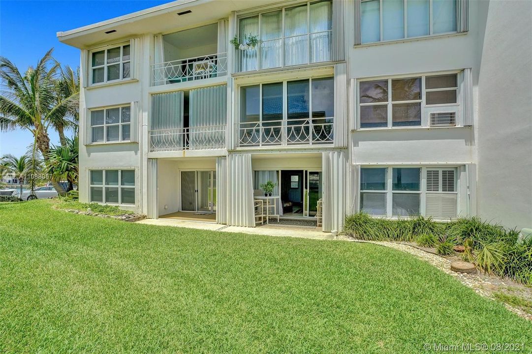 Vendido Recientemente: $250,000 (1 camas, 1 baños, 850 Pies cuadrados)