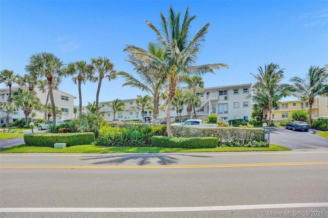 Vendido Recientemente: $250,000 (1 camas, 1 baños, 850 Pies cuadrados)