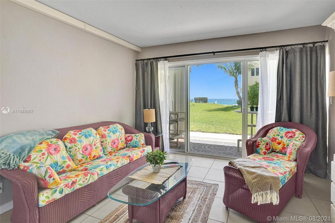 Vendido Recientemente: $250,000 (1 camas, 1 baños, 850 Pies cuadrados)