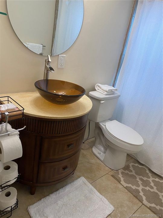 Vendido Recientemente: $250,000 (1 camas, 1 baños, 850 Pies cuadrados)