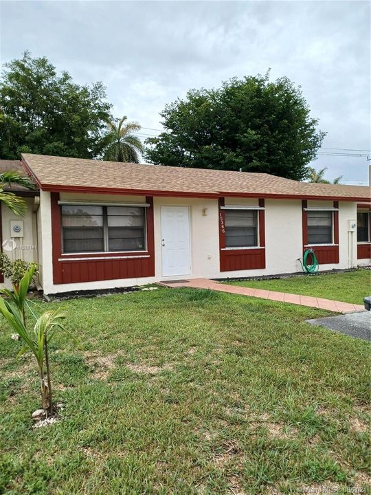 Recently Sold: $280,000 (3 beds, 2 baths, 1295 Square Feet)