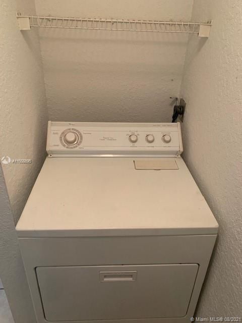 Recientemente alquilado: $1,375 (1 camas, 1 baños, 878 Pies cuadrados)