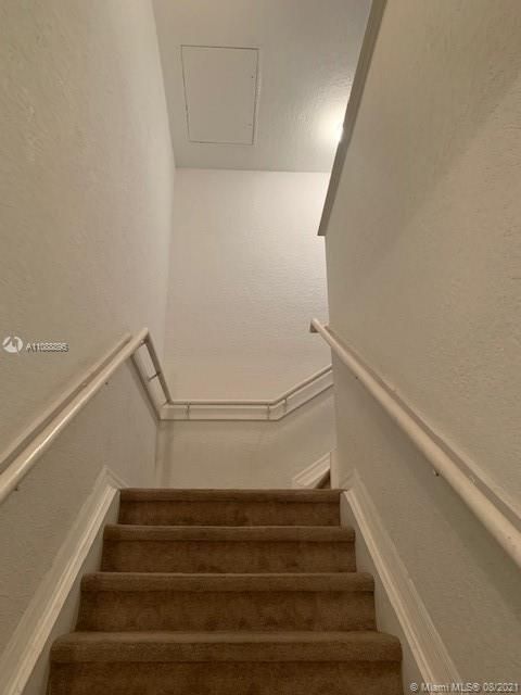 Recientemente alquilado: $1,375 (1 camas, 1 baños, 878 Pies cuadrados)