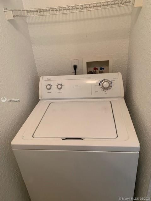 Recientemente alquilado: $1,375 (1 camas, 1 baños, 878 Pies cuadrados)