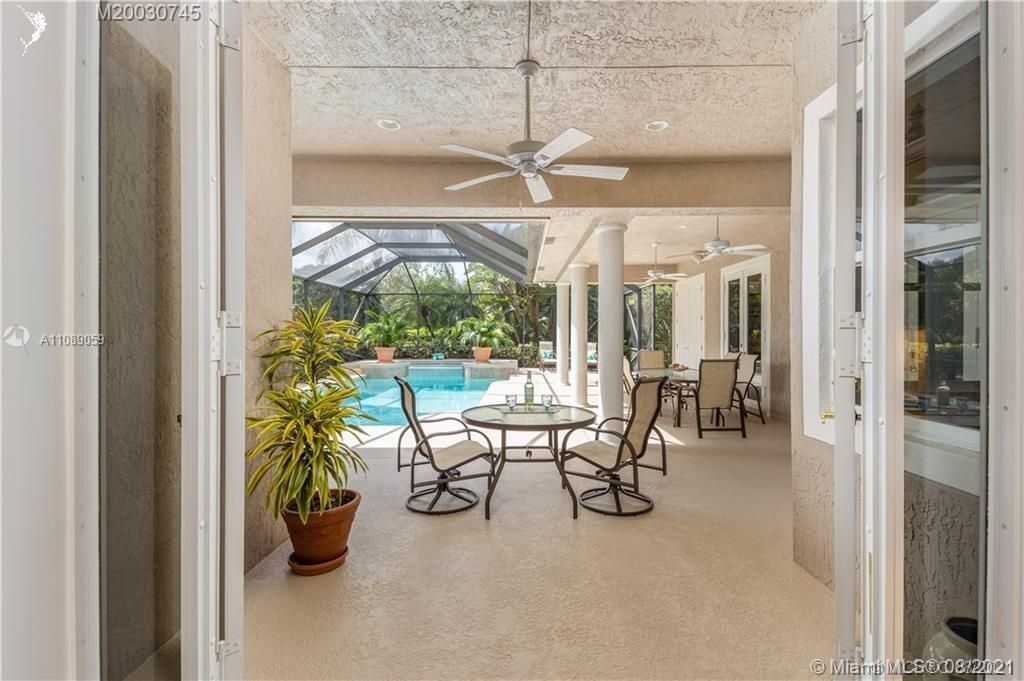 Recently Sold: $750,000 (4 beds, 3 baths, 3066 Square Feet)