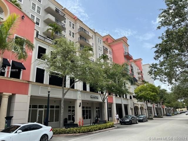 Recently Sold: $410,000 (2 beds, 2 baths, 970 Square Feet)