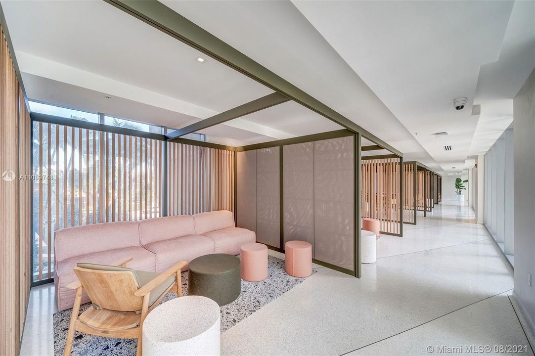 Recently Rented: $3,263 (2 beds, 2 baths, 1346 Square Feet)