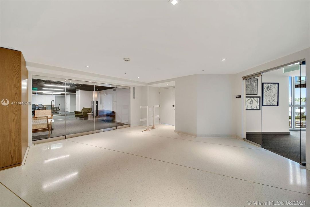 Recently Rented: $3,263 (2 beds, 2 baths, 1346 Square Feet)