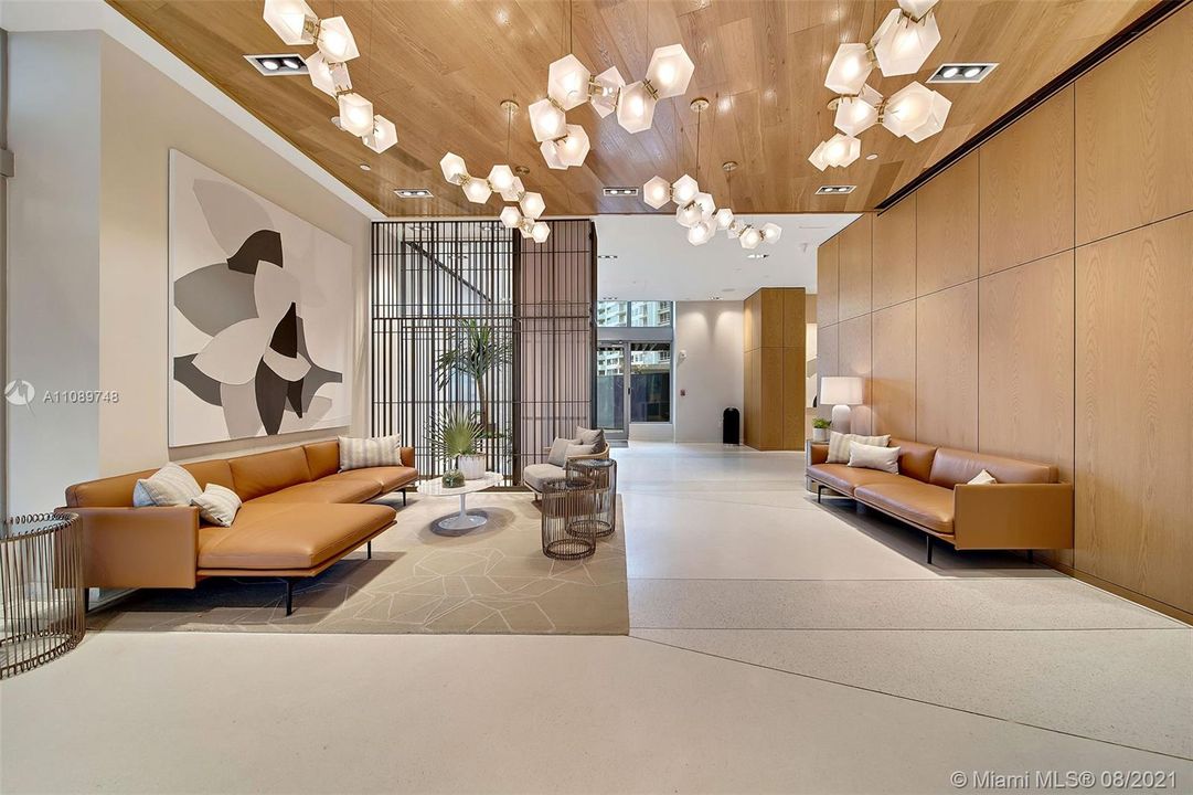 Recently Rented: $3,263 (2 beds, 2 baths, 1346 Square Feet)