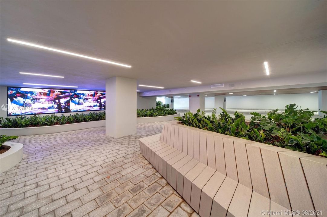 Recently Rented: $3,263 (2 beds, 2 baths, 1346 Square Feet)