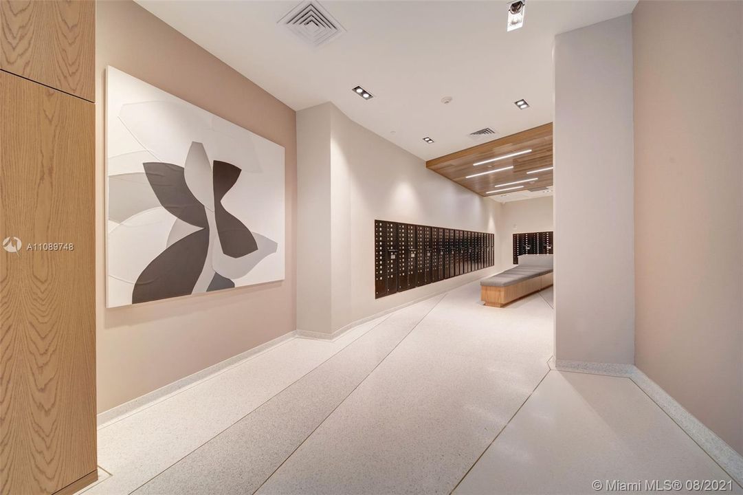 Recently Rented: $3,263 (2 beds, 2 baths, 1346 Square Feet)