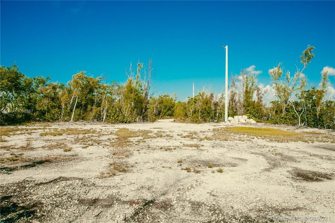 Recently Sold: $1,600,000 (20.08 acres)