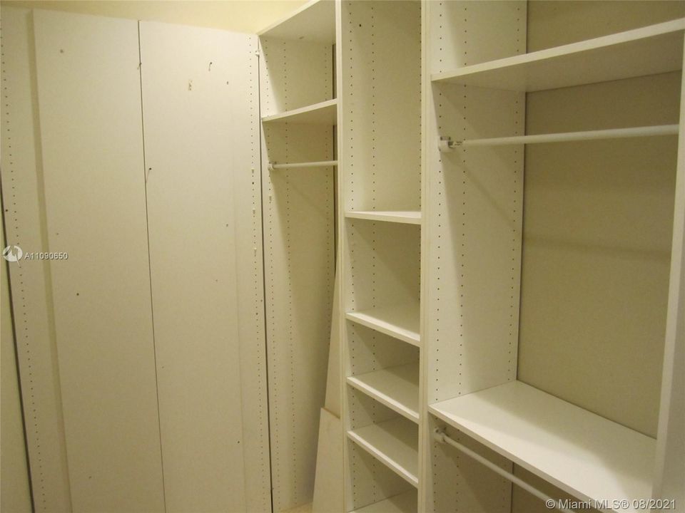 Recientemente alquilado: $1,300 (1 camas, 1 baños, 650 Pies cuadrados)