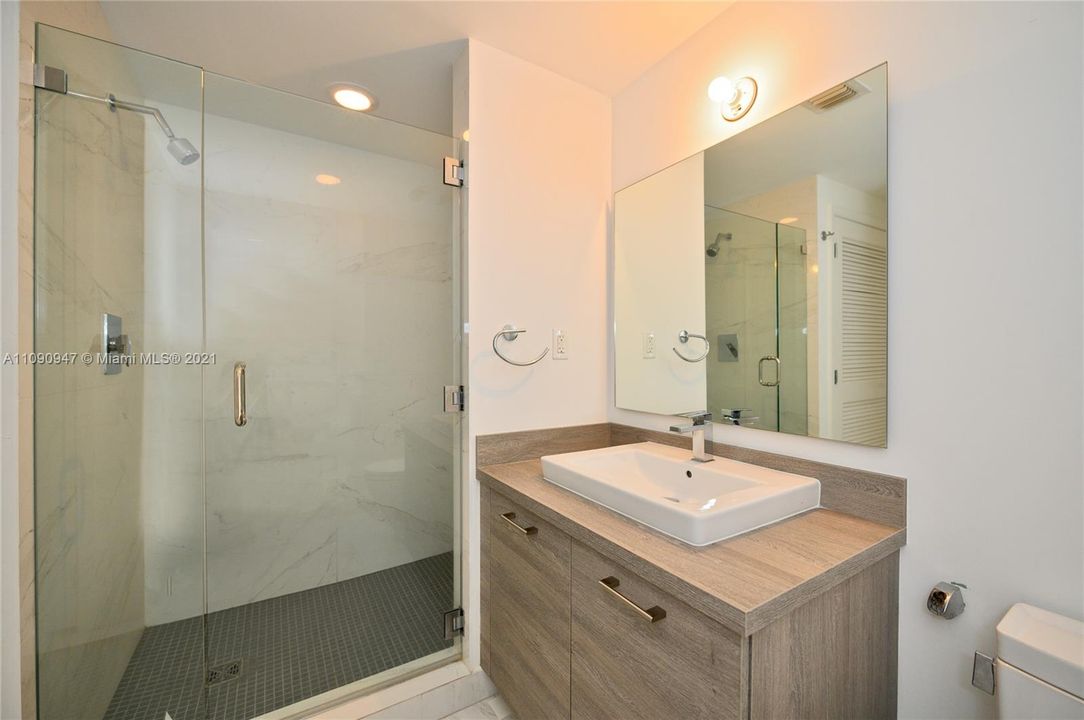 最近售出: $775,000 (2 贝兹, 2 浴室, 1113 平方英尺)