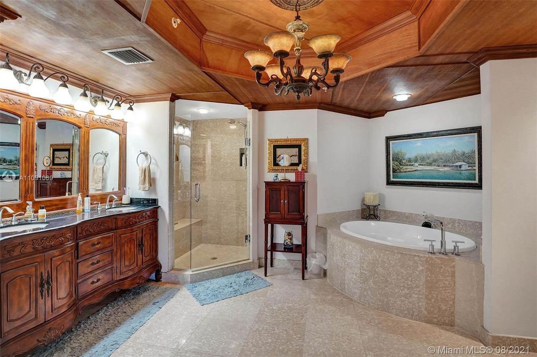 Недавно продано: $1,645,000 (2 спален, 3 ванн, 2809 Квадратных фут)