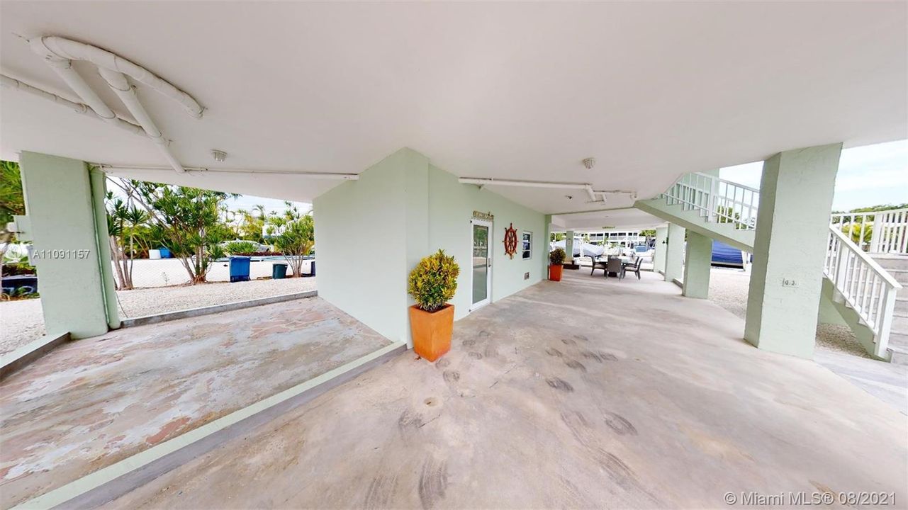 Recently Sold: $1,375,000 (4 beds, 2 baths, 0 Square Feet)