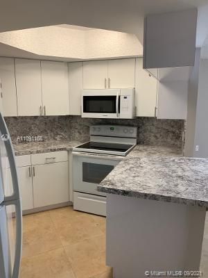 Recently Rented: $1,500 (1 beds, 1 baths, 810 Square Feet)