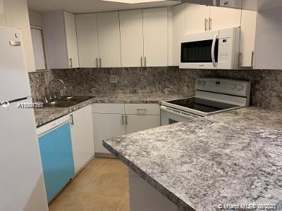 Recently Rented: $1,500 (1 beds, 1 baths, 810 Square Feet)