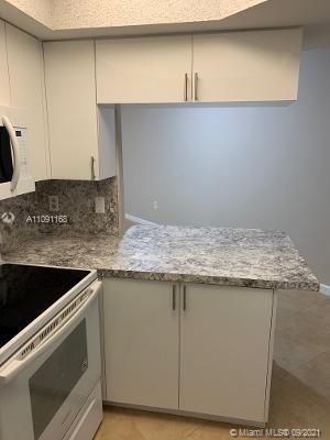 Recently Rented: $1,500 (1 beds, 1 baths, 810 Square Feet)