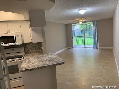 Recently Rented: $1,500 (1 beds, 1 baths, 810 Square Feet)