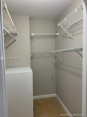 Recently Rented: $1,500 (1 beds, 1 baths, 810 Square Feet)