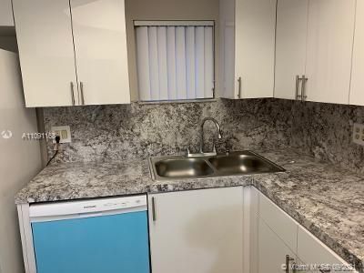 Recently Rented: $1,500 (1 beds, 1 baths, 810 Square Feet)