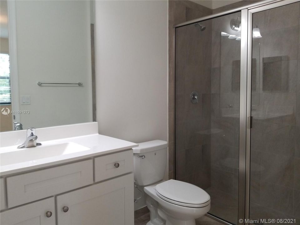 Недавно арендовано: $2,800 (3 спален, 3 ванн, 1872 Квадратных фут)