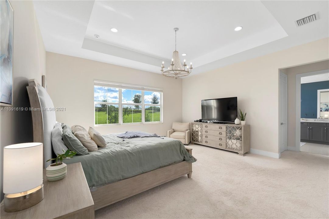 最近售出: $985,000 (4 贝兹, 4 浴室, 3249 平方英尺)