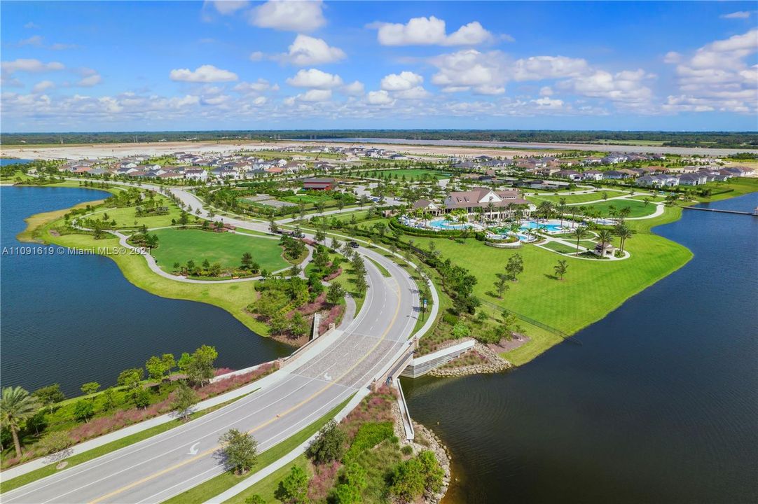 最近售出: $985,000 (4 贝兹, 4 浴室, 3249 平方英尺)