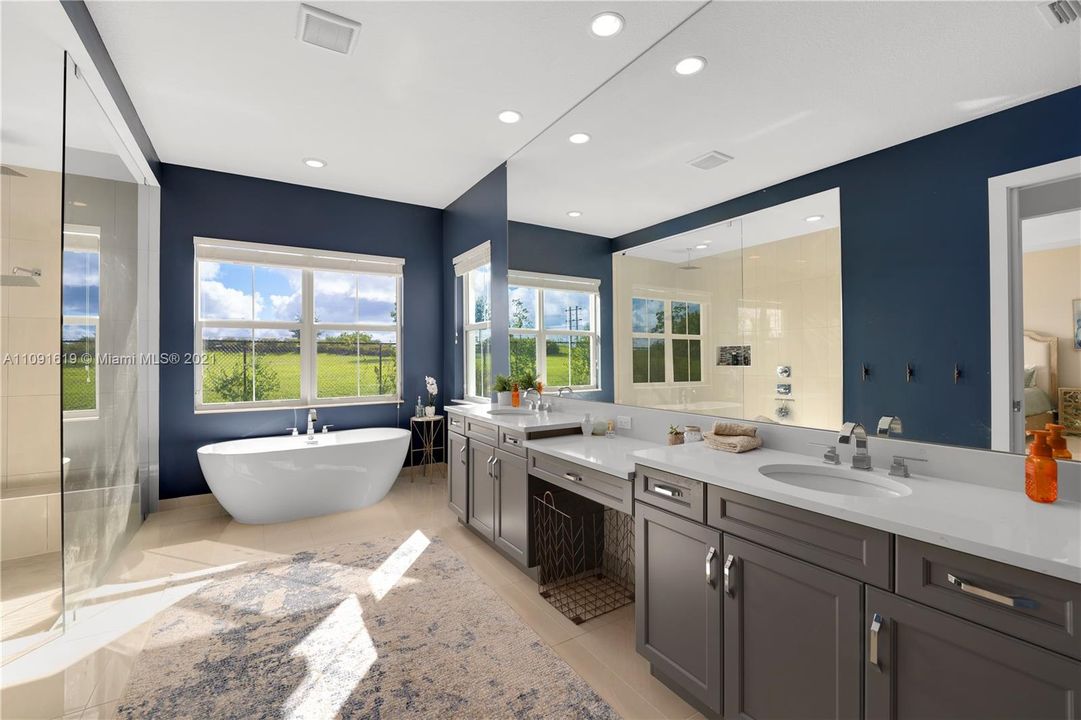 最近售出: $985,000 (4 贝兹, 4 浴室, 3249 平方英尺)