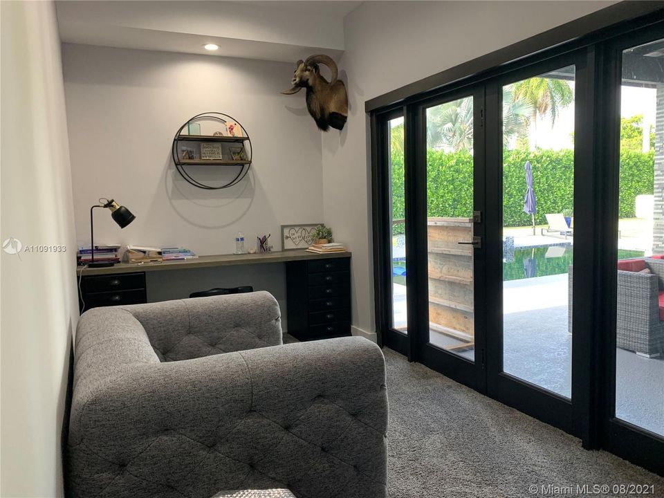 Recently Sold: $1,200,000 (5 beds, 3 baths, 0 Square Feet)