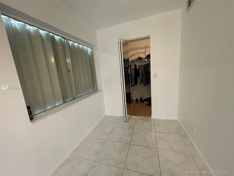 Recently Sold: $85,000 (1 beds, 1 baths, 639 Square Feet)