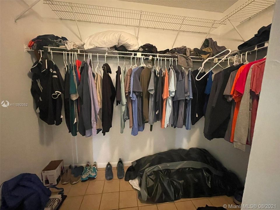 Recently Sold: $85,000 (1 beds, 1 baths, 639 Square Feet)