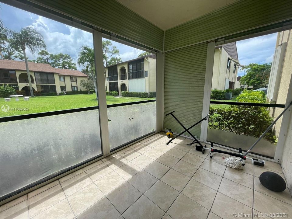 Recently Sold: $85,000 (1 beds, 1 baths, 639 Square Feet)