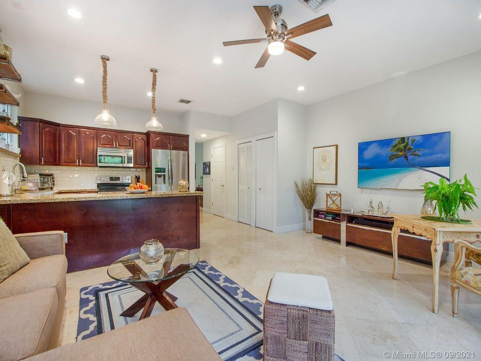 Recently Sold: $1,100,000 (3 beds, 2 baths, 2360 Square Feet)