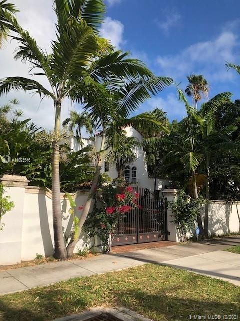 Recently Sold: $3,250,000 (3 beds, 2 baths, 2827 Square Feet)