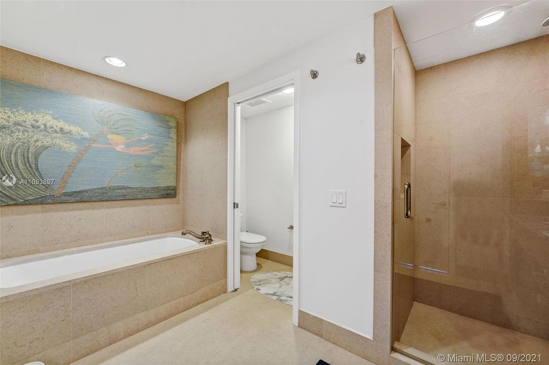 Недавно продано: $4,100,000 (4 спален, 5 ванн, 3615 Квадратных фут)