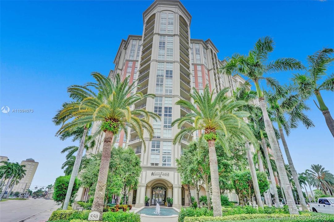 Recently Sold: $570,000 (2 beds, 2 baths, 1120 Square Feet)