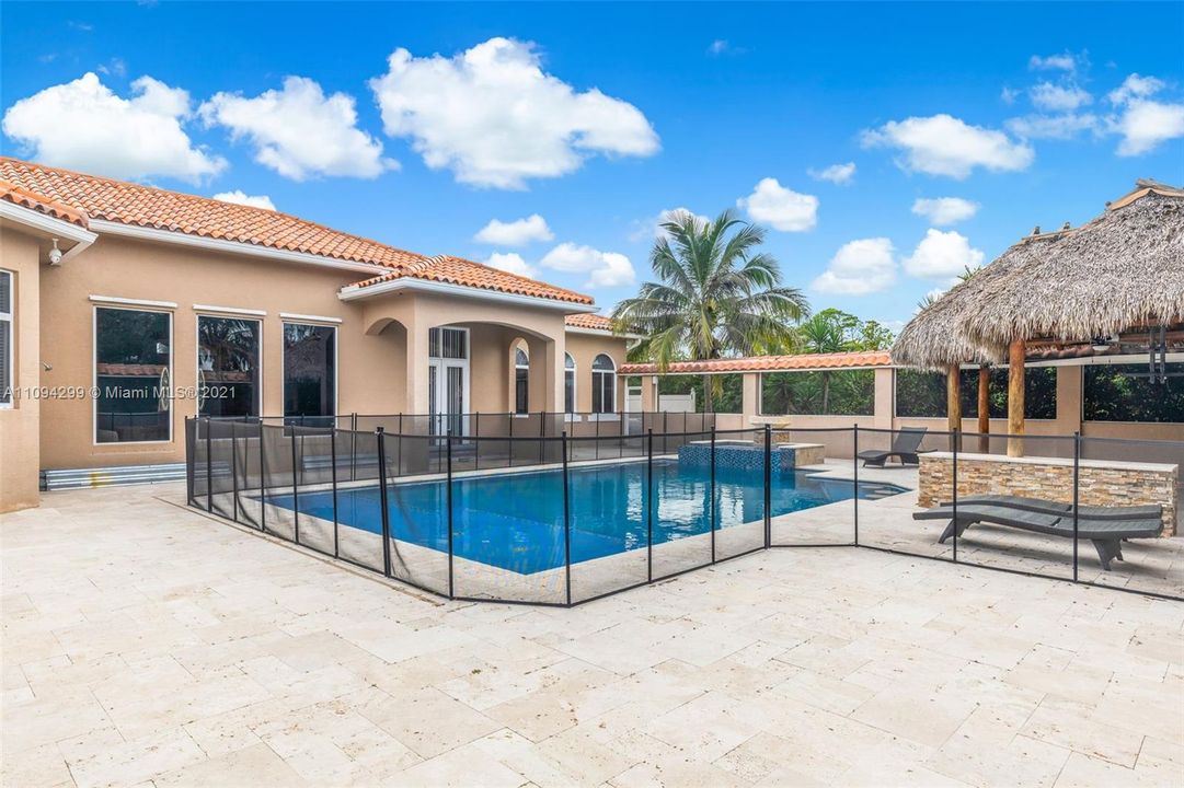 Recently Sold: $1,299,900 (5 beds, 4 baths, 4491 Square Feet)