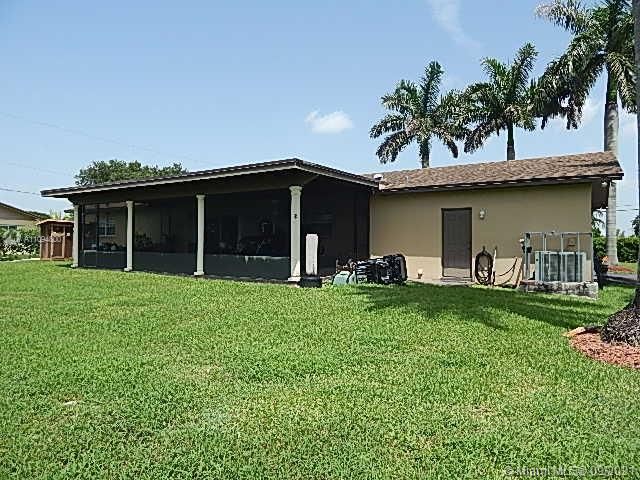 Recently Sold: $575,000 (3 beds, 2 baths, 1716 Square Feet)