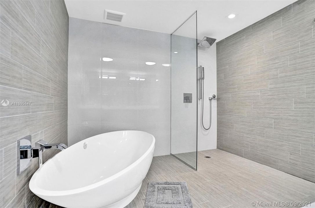 Недавно арендовано: $6,000 (2 спален, 3 ванн, 1541 Квадратных фут)