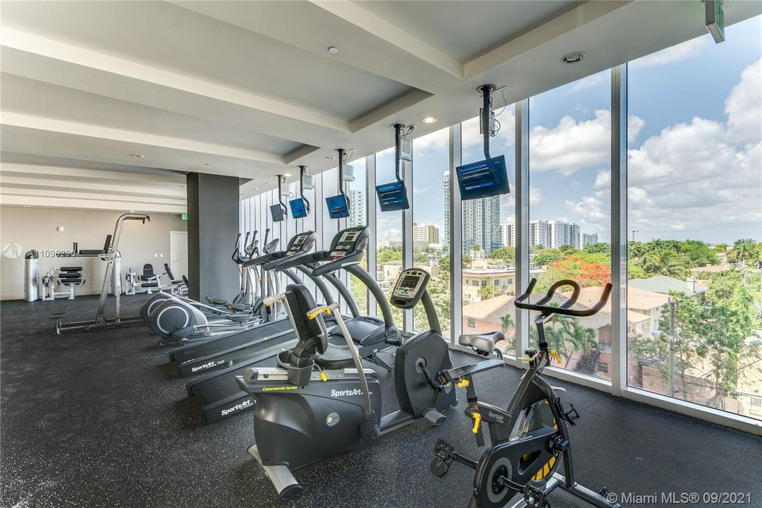 最近租的: $3,750 (3 贝兹, 2 浴室, 1547 平方英尺)