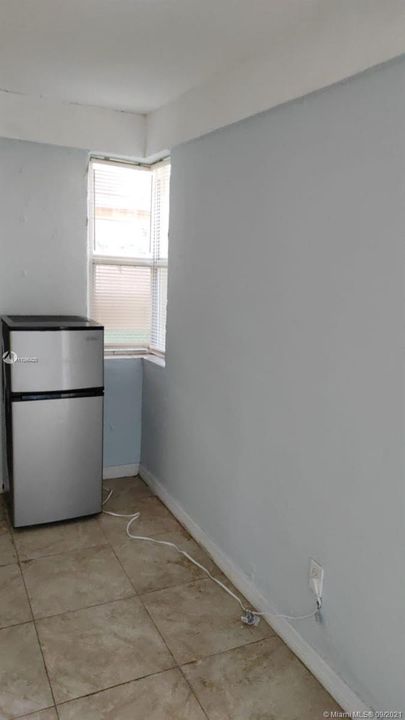 Recently Rented: $800 (0 beds, 1 baths, 400 Square Feet)