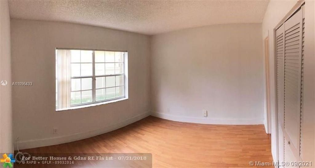 Recently Rented: $1,490 (2 beds, 2 baths, 835 Square Feet)