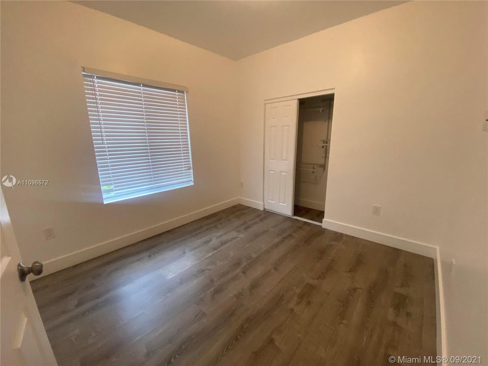 最近租的: $3,300 (5 贝兹, 2 浴室, 1748 平方英尺)