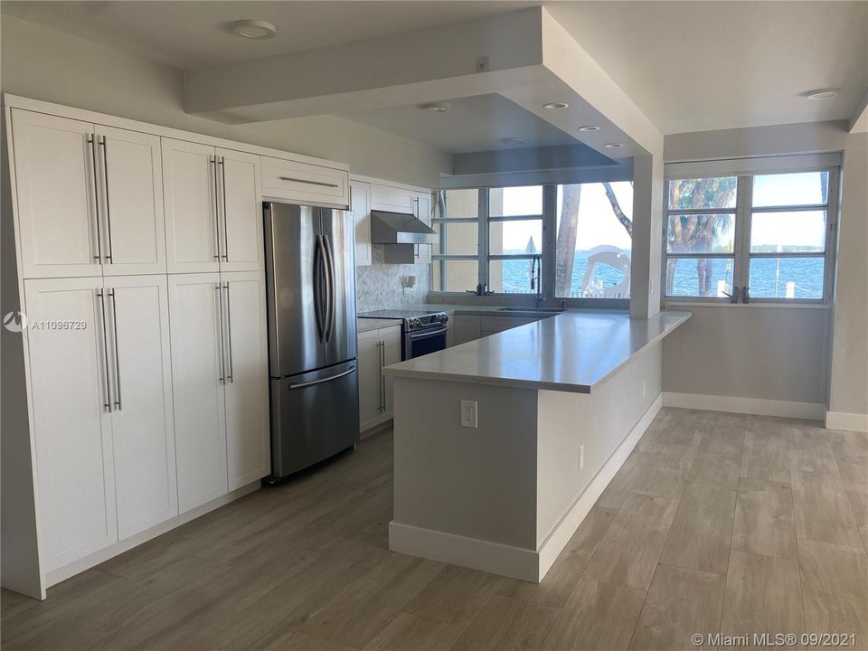 Recently Sold: $479,000 (2 beds, 2 baths, 1230 Square Feet)