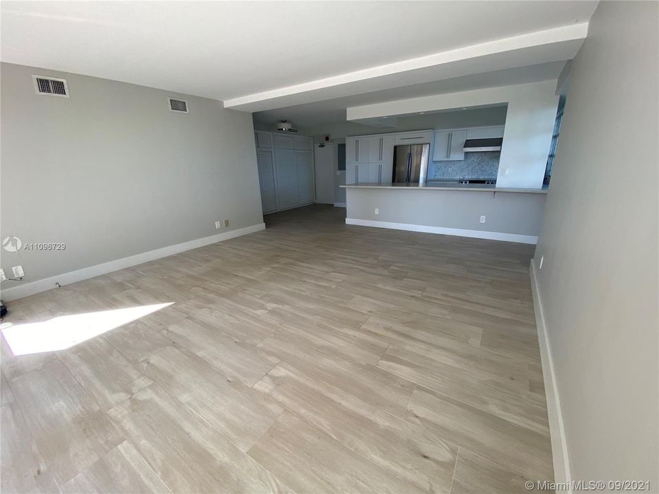 Recently Sold: $479,000 (2 beds, 2 baths, 1230 Square Feet)