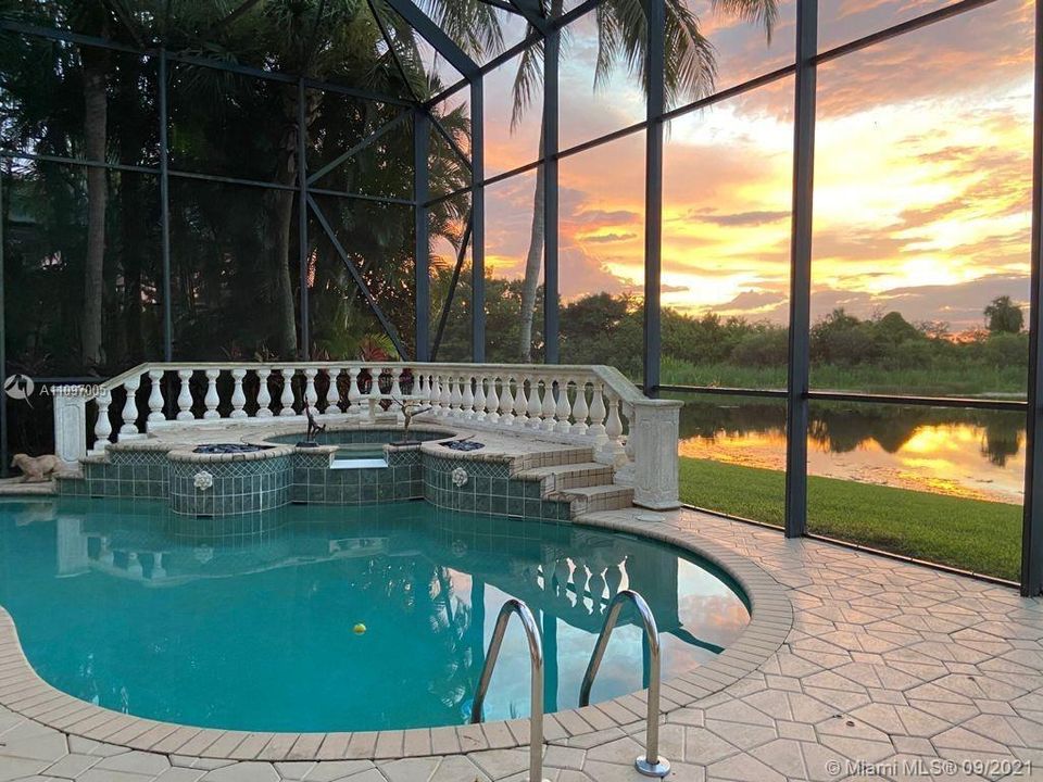 Недавно арендовано: $13,000 (5 спален, 4 ванн, 4718 Квадратных фут)