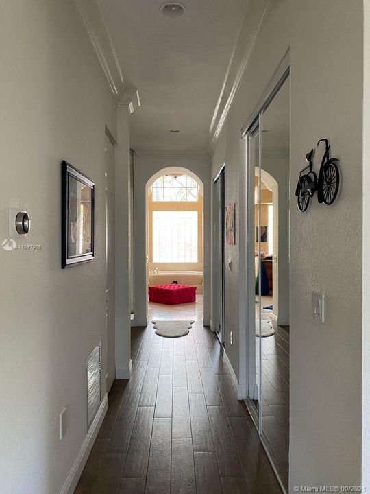 Недавно арендовано: $13,000 (5 спален, 4 ванн, 4718 Квадратных фут)